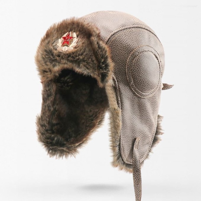 Gorro ruso de cuero para invierno