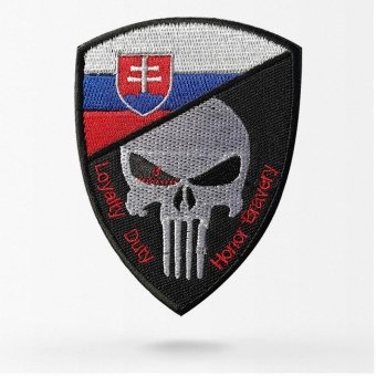 Parche bandera de Eslovaquia con calavera