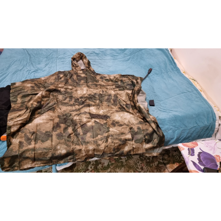 Poncho de lluvia Multicam Tropic photo review