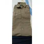 Camisa táctica abotonada con protección UV photo review