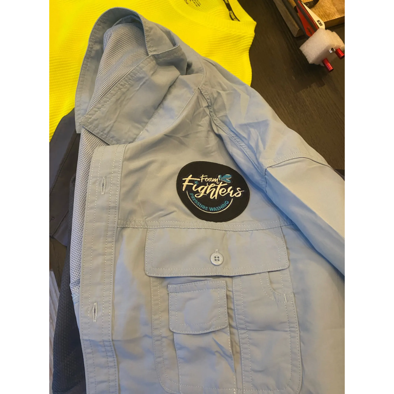 Camisa táctica abotonada con protección UV photo review