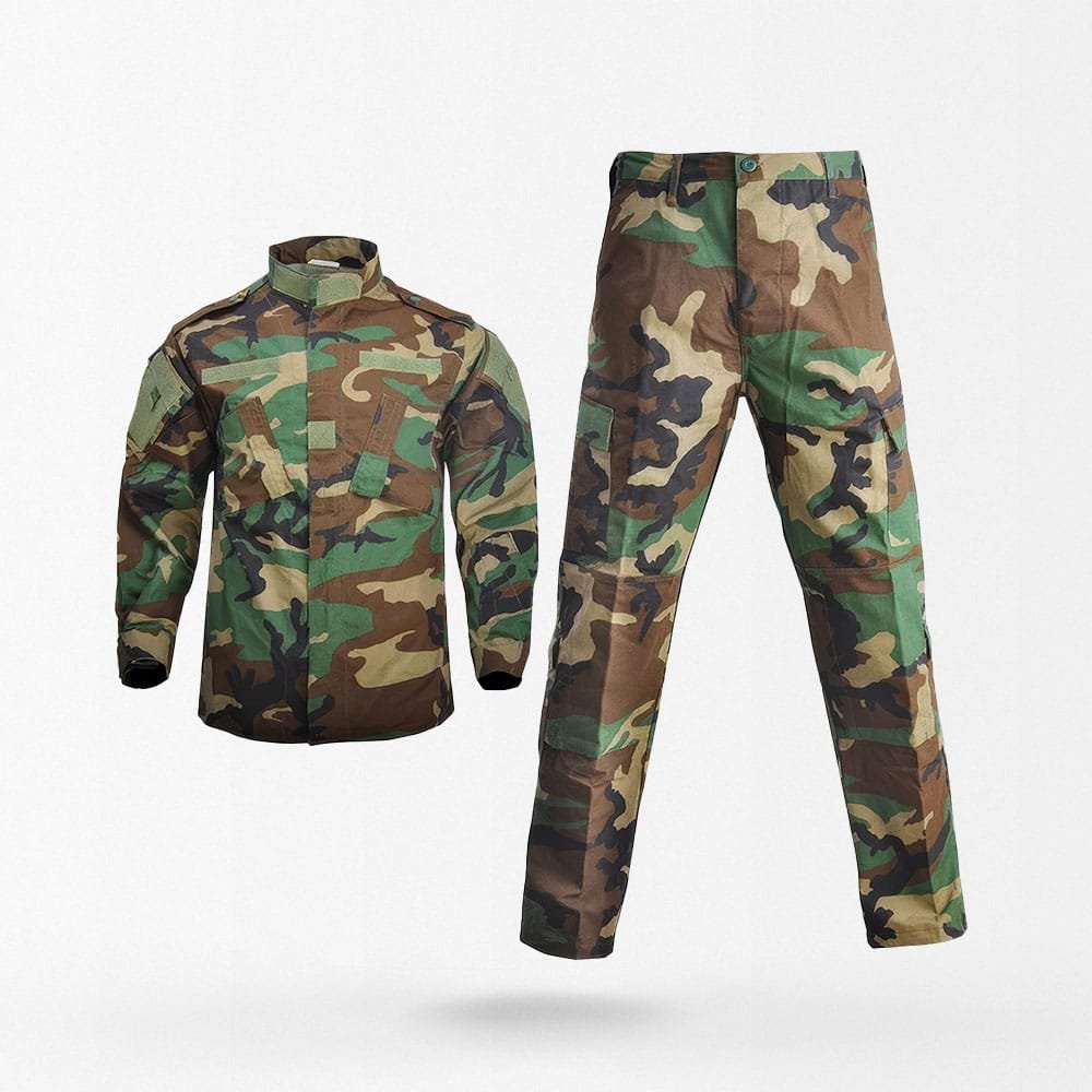 Uniforme de combate M81 Woodland