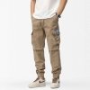 khaki-es