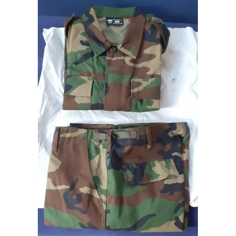 Uniforme BDU camuflaje Woodland photo review