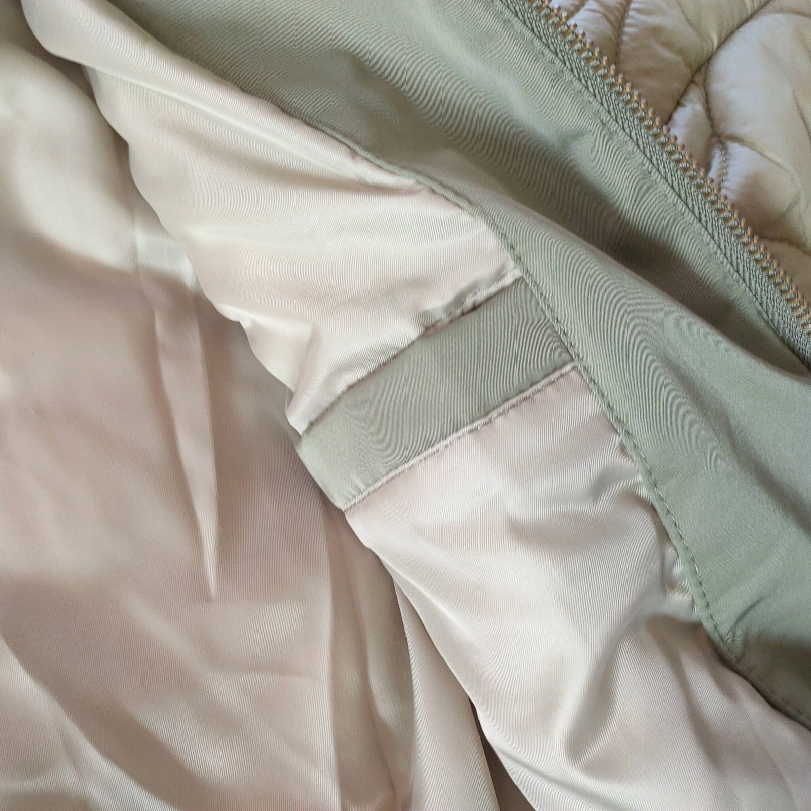 Forro térmico para chaqueta bomber - Imagen 5