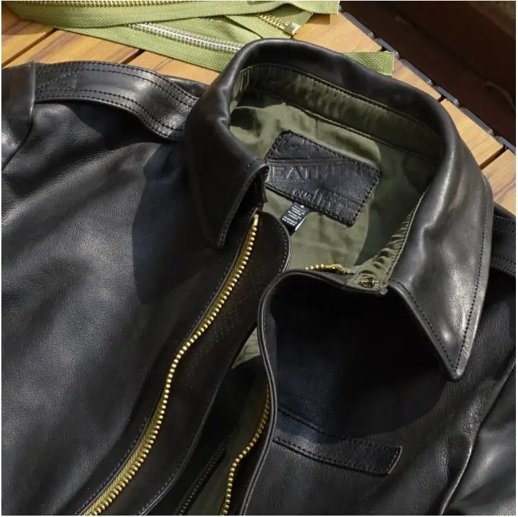 Chaqueta de vuelo tipo A2 de cuero con forro verde oliva - Imagen 5