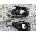 Botas tácticas de trekking Hikeup grises photo review