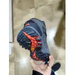 Botas de senderismo impermeables de ante gris photo review