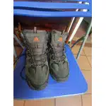 Botas de senderismo impermeables de ante gris photo review