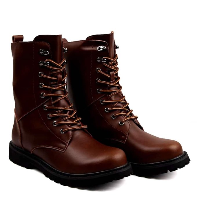 Botas de combate de cuero marrón