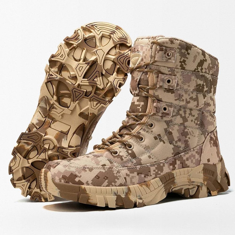 Botas ligeras de camuflaje digital desértico