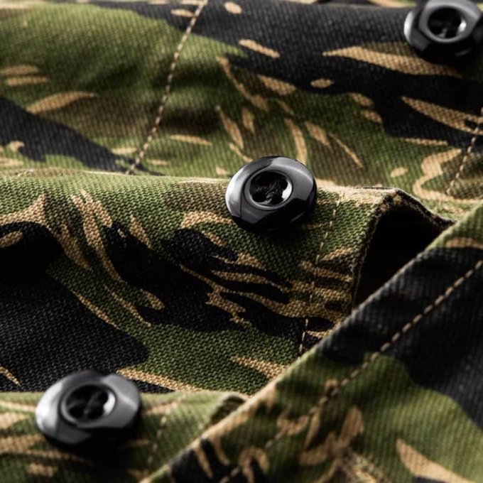 Camisa de botones con camuflaje Tiger Stripe - Imagen 8
