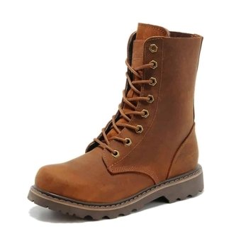 Botas de combate vintage de cuero marrón coyote