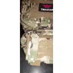 Pechera MOLLE YKD con corte láser photo review