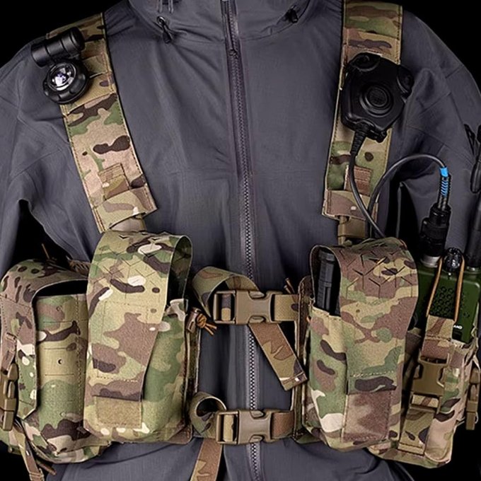 Pechera táctica minimalista para cargadores AR-15 5.56 mm - Imagen 2