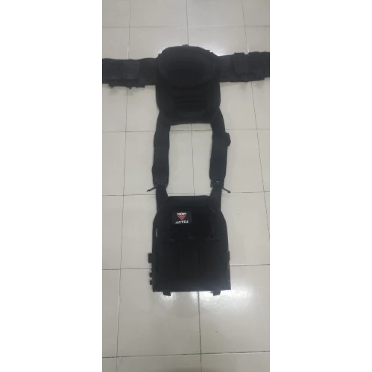 Chaleco portaplacas MOLLE con corte láser photo review