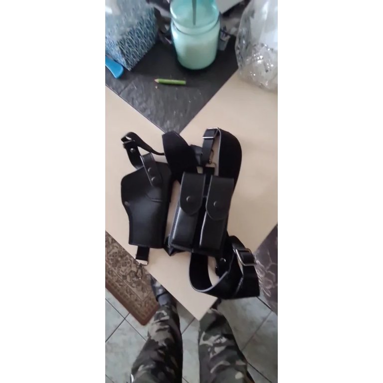 Funda de hombro de cuero para pistola photo review