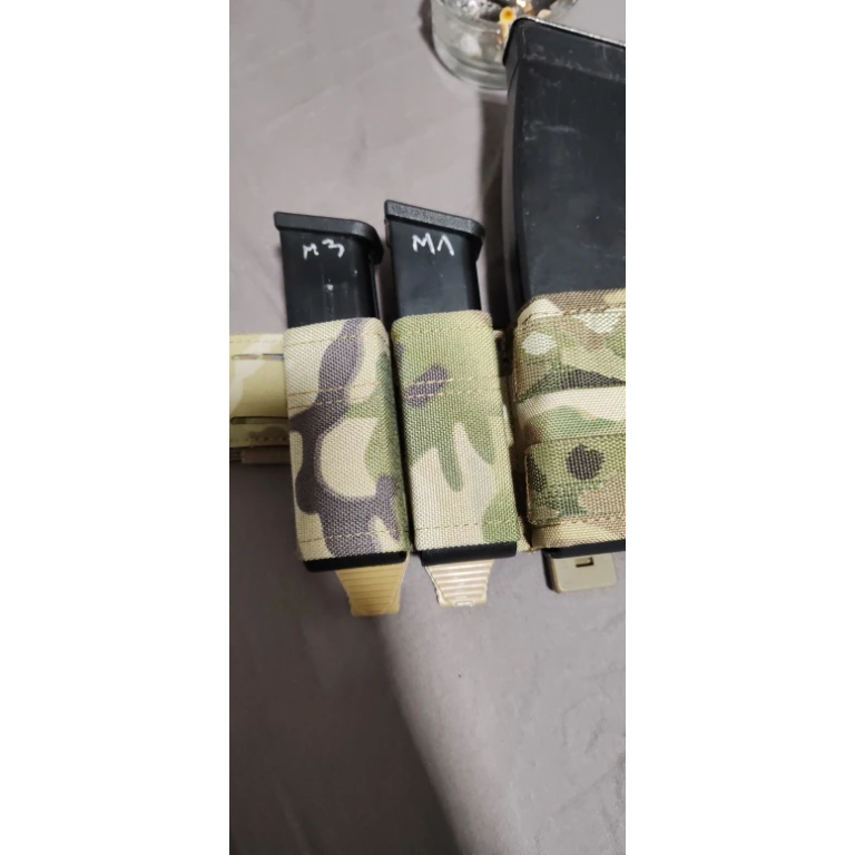 Portacargadores doble de nylon con clip photo review