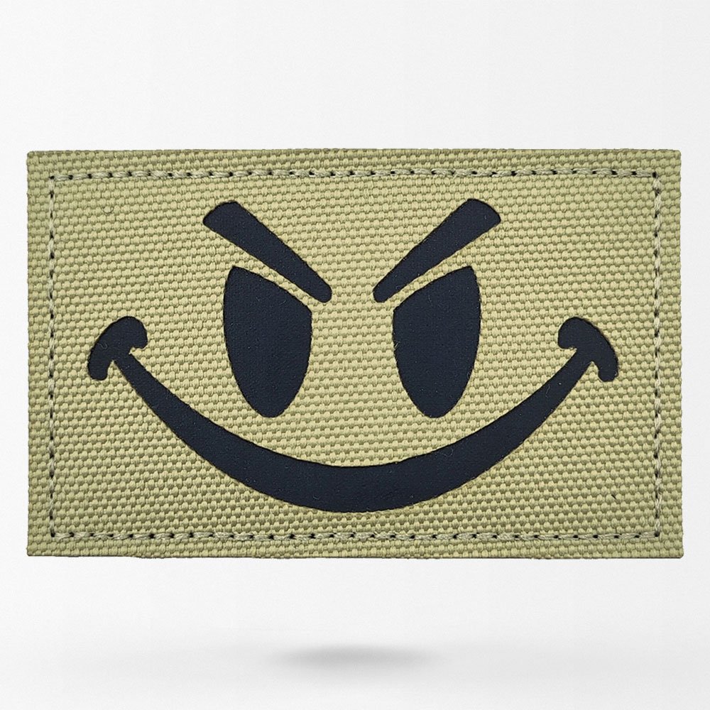 Parche de cara con sonrisa malvada
